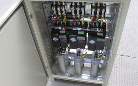 為什么大多數(shù)電力電容器的額定電壓會選擇450V或480V？